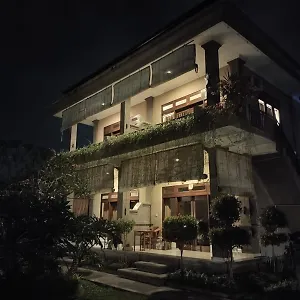 Putra Bisma Pensión
